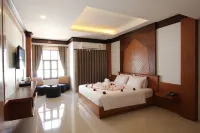 Nonghan Grand Hotel and Resort Hotels in Nong Han