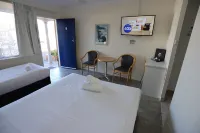 Reign Inn Newcastle Hotels in Mayfield West