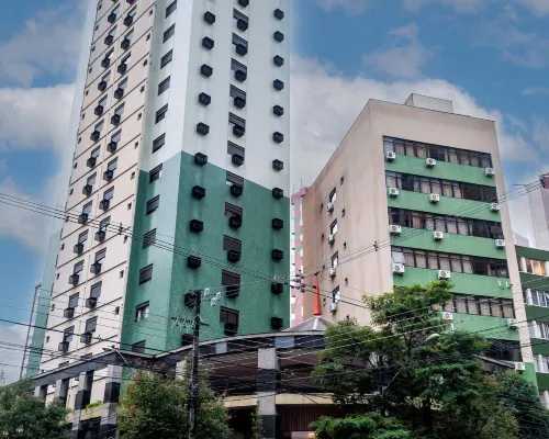 Master Curitiba Hotel - 1,6 km do Estádio Couto Pereira - Show Hotels near Mueller Mall