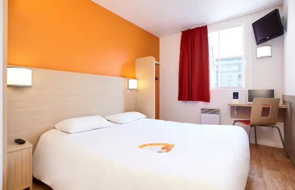 蒙特利馬爾萊斯託雷特斯普瑞米爾經典酒店