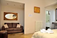 Azzurretta Guest House -  Privatzimmer