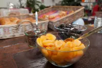 B&B HOTEL Aurillac Le Lioran - Desayuno