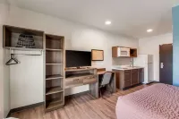 WoodSpring Suites Bakersfield Airport