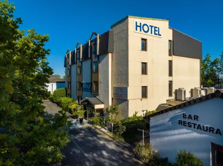 Logis Hotel Noemys Brive - Restaurant le Teinchurier Отели рядом с достопримечательностью «Denoix»