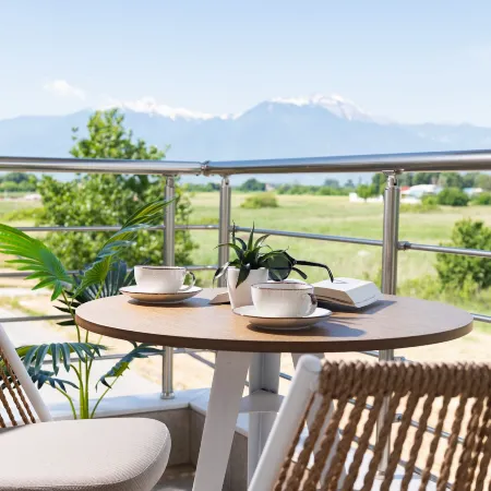 Elle Rooms & Suites