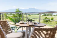 Elle Rooms & Suites - Mountain view