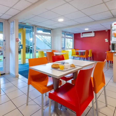 Premiere Classe Angers Ouest - BEAUCOUZÉ
