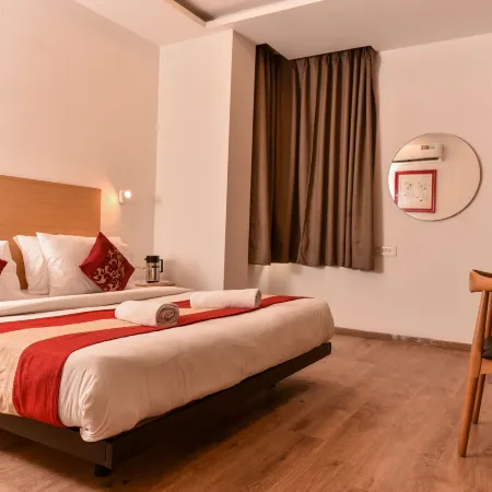 Hotel Blue Saffron Отели рядом с достопримечательностью «Северный Дели»