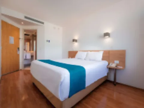 萊昂安塔爾斯舒眠酒店 萊昂酒店