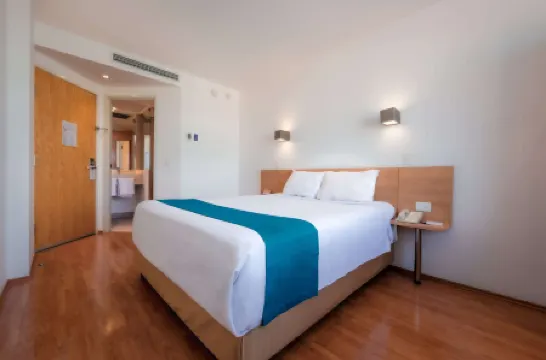 萊昂安塔爾斯舒眠酒店