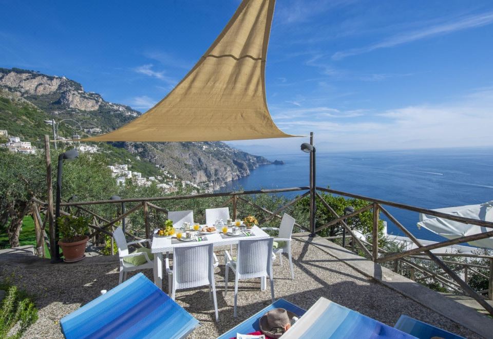 Hotel Casa Punta Paradiso - Romantic Seaside Retreat, Dining, Restaurant