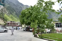 ホテル リバー ビュー ナラン