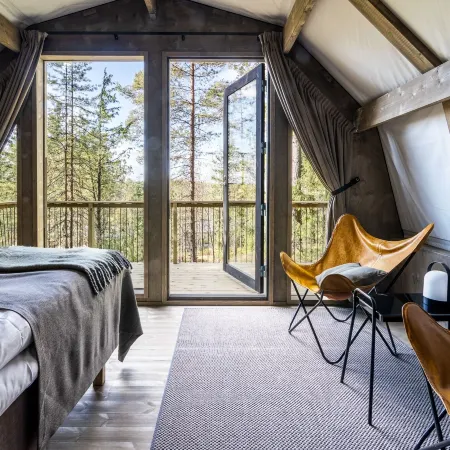 Haltia Lake Lodge Nature Boutique Hotel & Glamping Hotels in Espoo