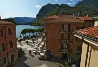 La Piazza Menaggio Hotels in Menaggio