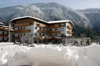 Ariston Lake View Hotel Hotels in Andalo