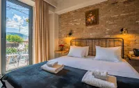 Galavani by Vintage Hotel Collections