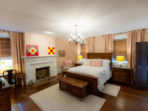 Thomas Rose Inn Hotels in Lewisburg