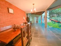 Casa confortável Com Churrasqueira na Granja Viana Hotels in Cotia