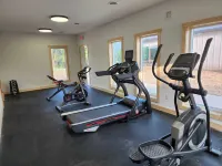 Bluffside Gardens Hotels in Decorah
