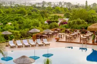 4Reasons Hotel + Bistro | 12+ - Ocean View