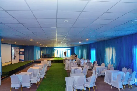 BON HOTEL EKITI Отели в г. Адо-Экити