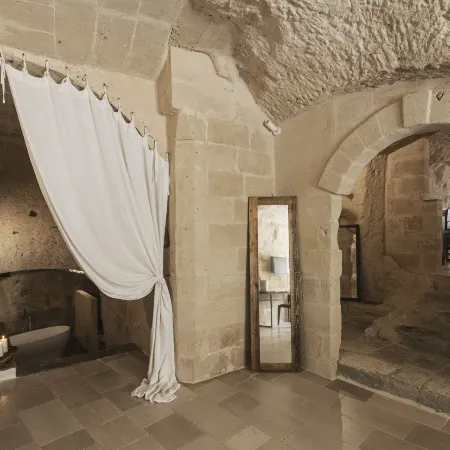 Aque Cave - le Grotte del Caveoso