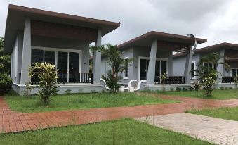 Khaolak Mountain View Resort
