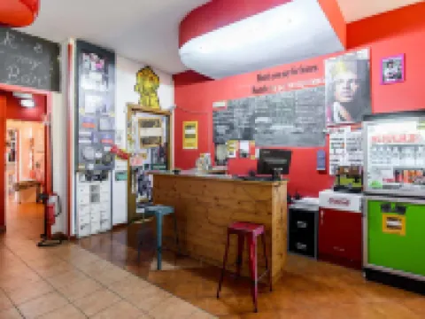 Hostel of the Sun Hotels in Naples