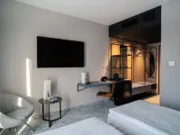 Q Hotel Plus Wrocław Hotels in der Nähe von Museum Kolejkowo