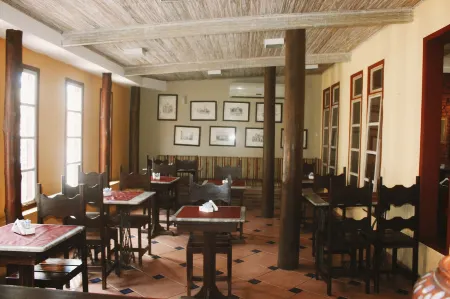 Hotel Pousada Del Rey Отели в г. Макаэ