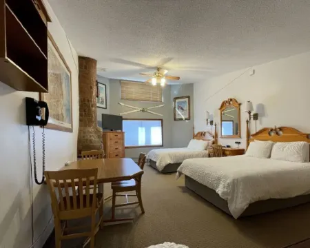 ไทโรลีน ลอดจ์ โรงแรมในแอสเพน