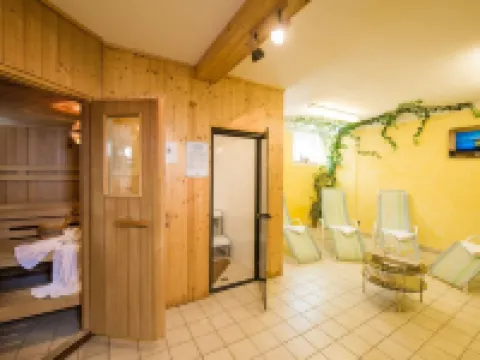 Apartments & Garni Alpenrose Hotels in Tweng