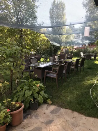 Çamlıca Konak Çarsı