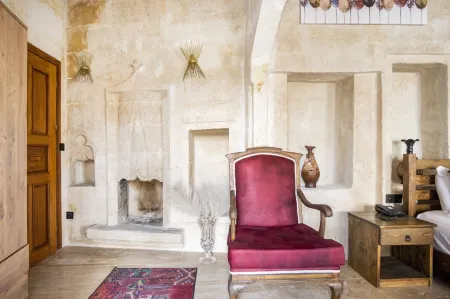 Uzay Cave Suite Hotel Отели в г. Dereler Mahallesi