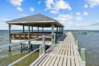 Private Balcony with Water View - Sea La Vie! Отели в г. Индиан Бич