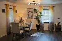 Beautiful Home At Downtown Apex