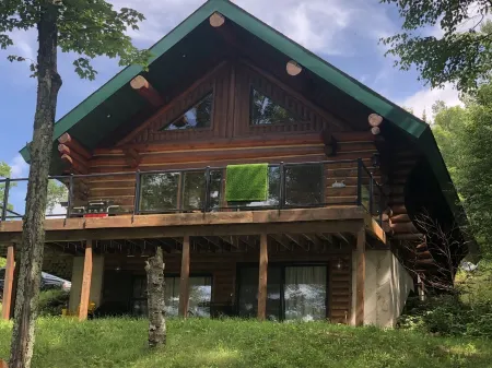 Full Log Home On Private Lake Close To Town, Snowmobile Trails, & Golf Course