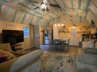 ADORABLE COTTAGE ON A FARM