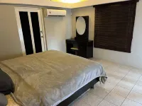 ジェネシス アパートメンツ