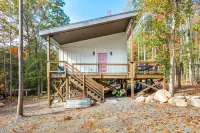 Unique Treehouse Community in Nature's Embrace - Enchanting Retreats 볼드윈 호텔