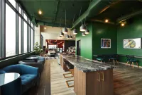 Central Location with Full Kitchen and Wi-Fi - Exquisite Urban Retreat