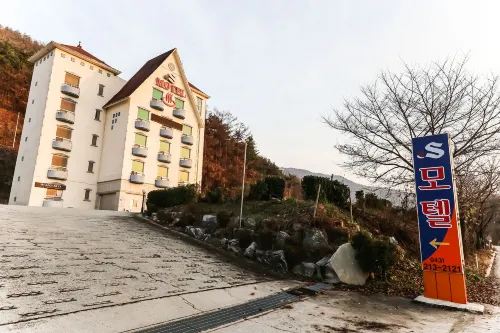 Cheongju Chojeongyaksu S