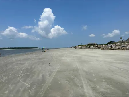 Golf Course Views and Spacious Deck - Elegant Island Retreat