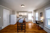 Cozy Apartments and Entertainment Options - Gorgeous Family Retreat