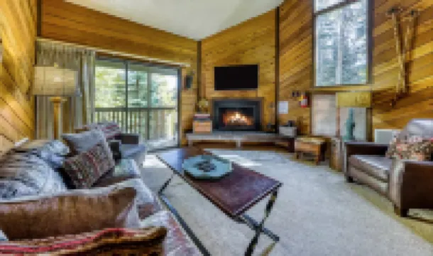 Cozy Fireplace and Scenic Deck - Charming Mountain Retreat
