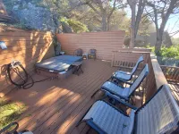 Spacious Decks and Relaxing Jacuzzi - Charming Ocean Retreat Hotels in Smith River