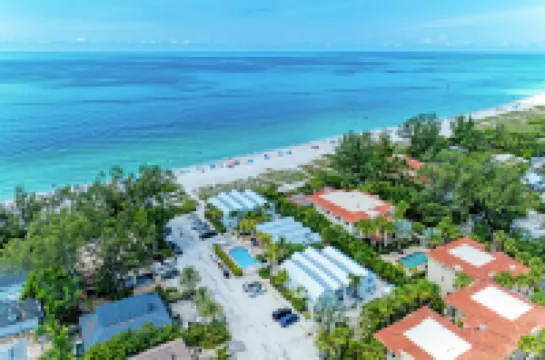 Poolside Access and Gulf Front Living - Dreamy Coastal Oasis
