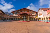 Family Getaway~Pool, Tubing, Skiing, Golf - Villa 2055 -Q
