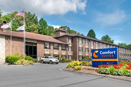 Comfort Suites Boone - University Area Отели рядом с достопримечательностью «Аппалачский государственный университет»