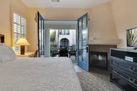 Tranquil Ground Floor Studio in Heart of LQ #B Hotels in La Quinta